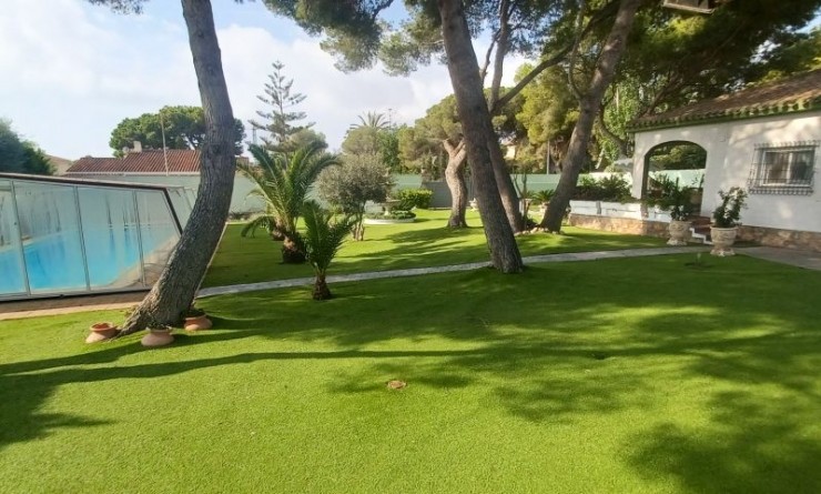 Wederverkoop - Villa - Orihuela Costa