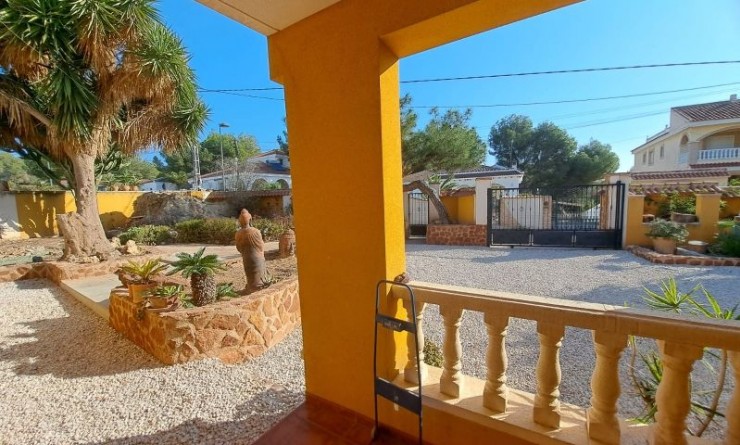 Sale - Villa - Pinar de Campoverde