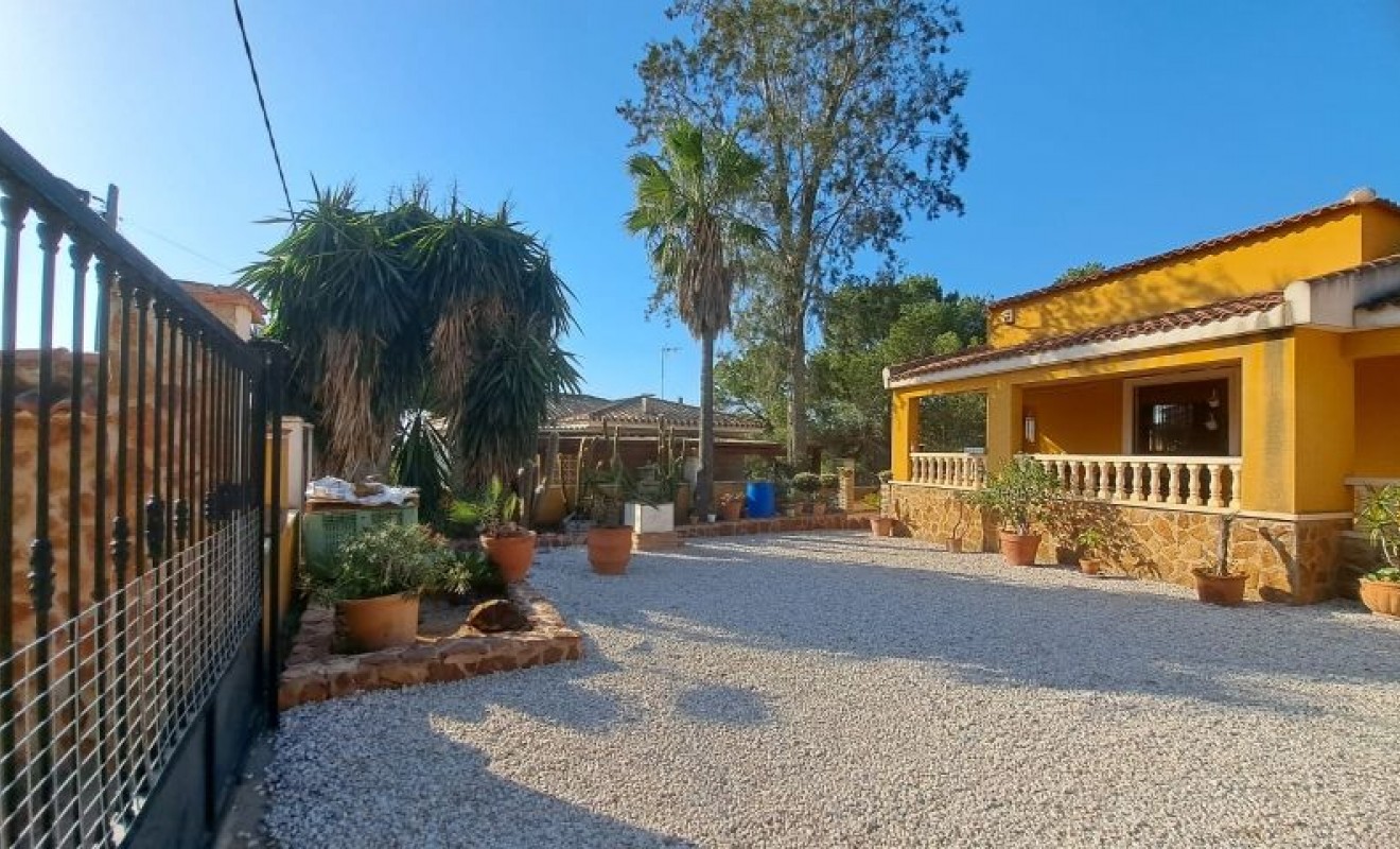 Sale - Villa - Pinar de Campoverde