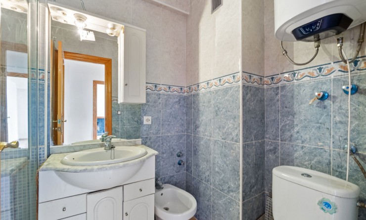 Revente - Appartement - Punta Prima