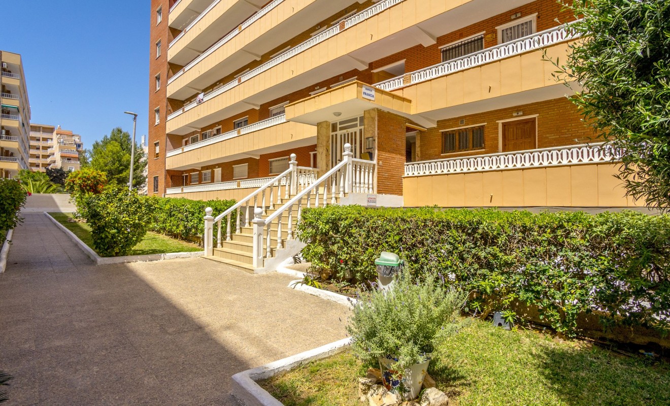 Revente - Appartement - Punta Prima