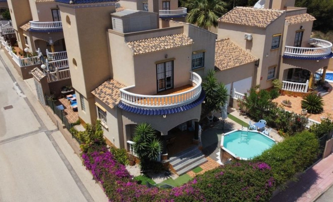 Wederverkoop - Villa - Orihuela Costa