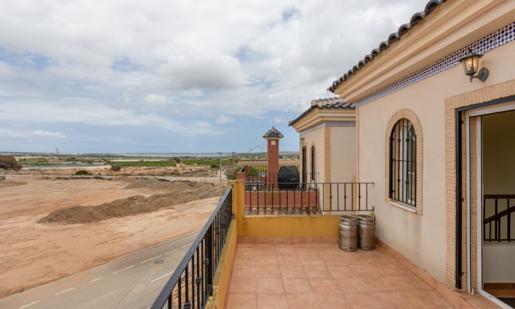 Sale - Villa - Los Montesinos - Los Montesinos - Urb. La Herrada