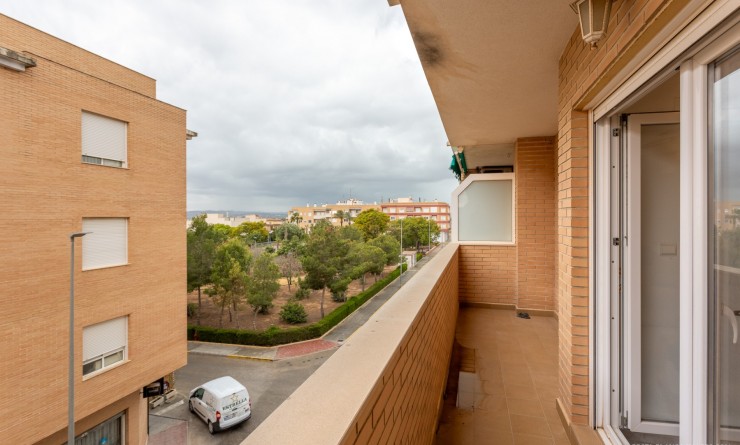 Wederverkoop - Apartment / flat - Los Montesinos - Montesinos