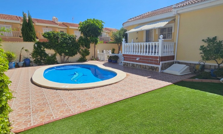 Wederverkoop - Detached House / Villa - Ciudad Quesada