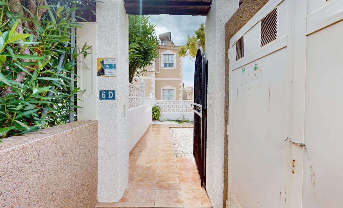 Sale - Townhouse - Villamartin - Blue Lagoon