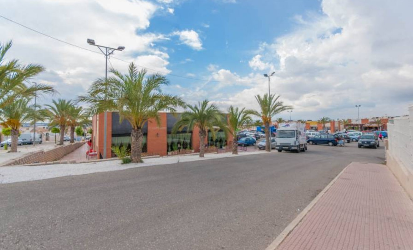 Location longue durée - Commercial Unit - San Fulgencio - La Marina