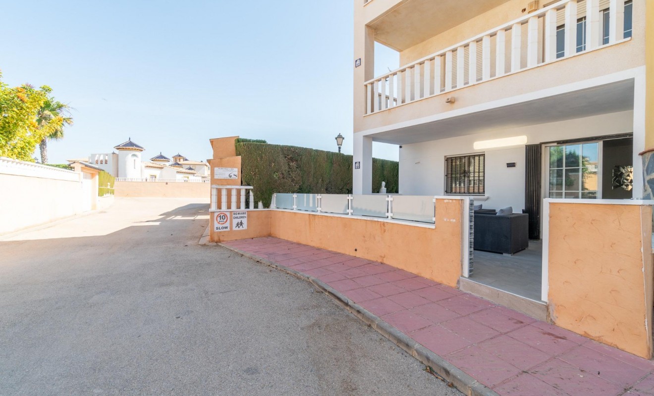 Revente - Rez-de-chaussée - Orihuela Costa - Lomas de Cabo Roig