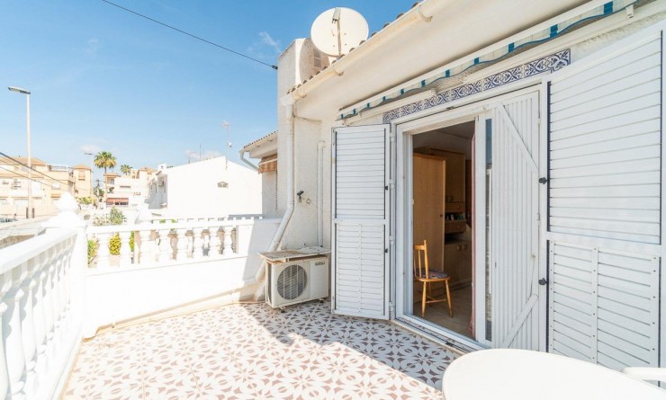 Sale - Terraced house - Torrevieja - Los Frutales