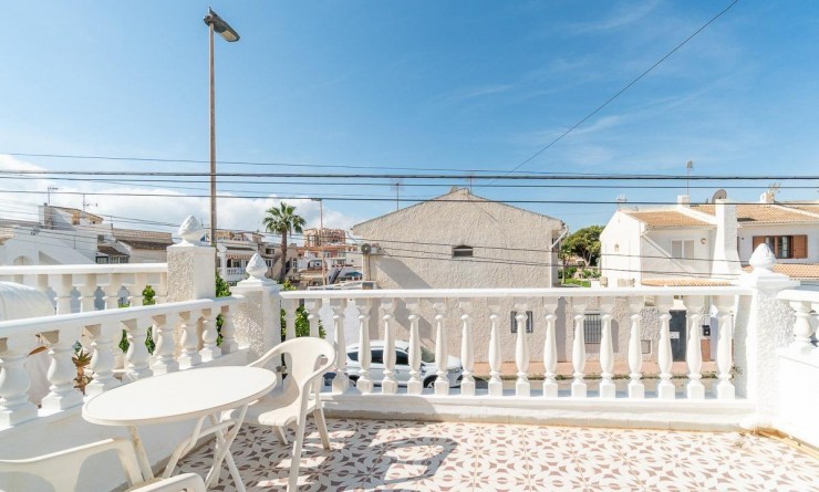 Sale - Terraced house - Torrevieja - Los Frutales