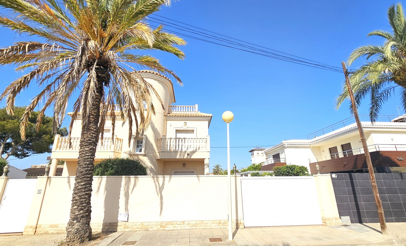 Wederverkoop - Villa - Cabo Roig