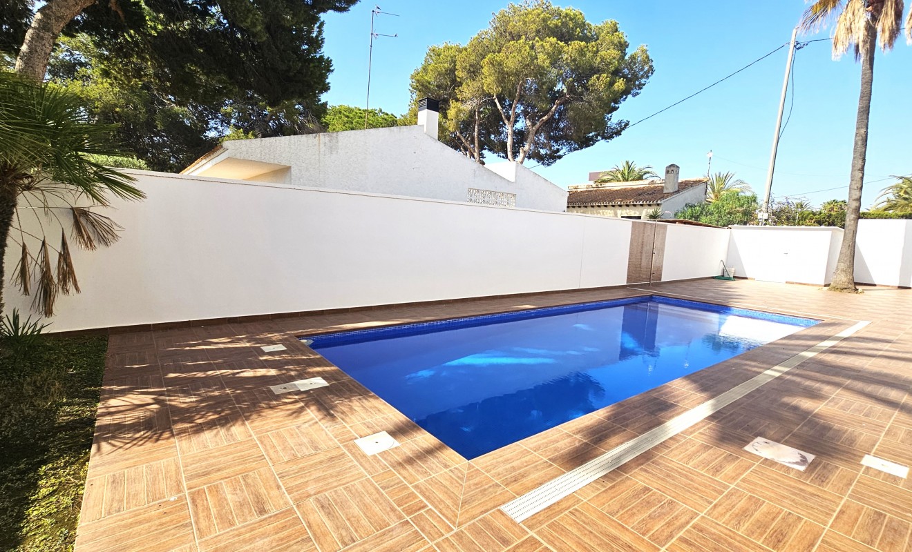 Wederverkoop - Villa - Cabo Roig