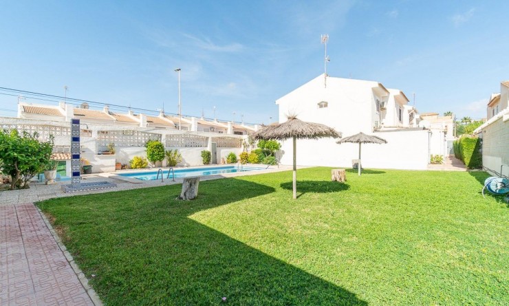 Wederverkoop - Rijwoning - Torrevieja - Los Frutales