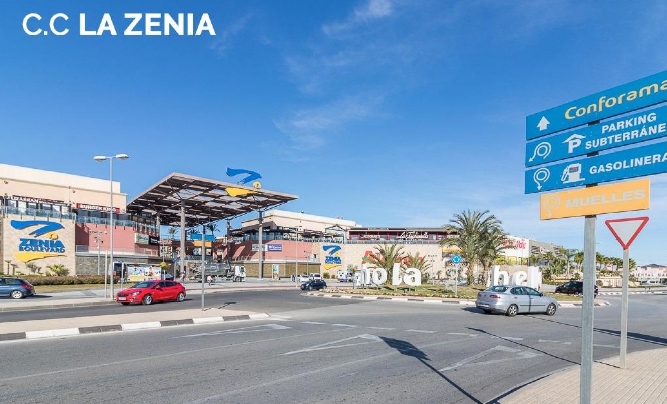 Revente - Villa - Orihuela Costa - La Zenia