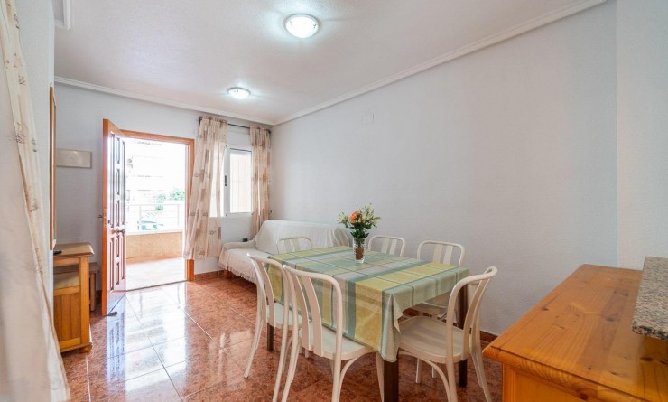 Revente - Appartement - Torrevieja - Nueva Torrevieja