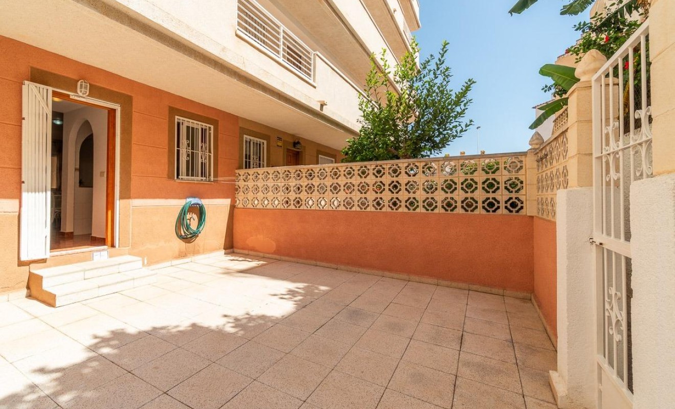 Revente - Appartement - Torrevieja - Nueva Torrevieja