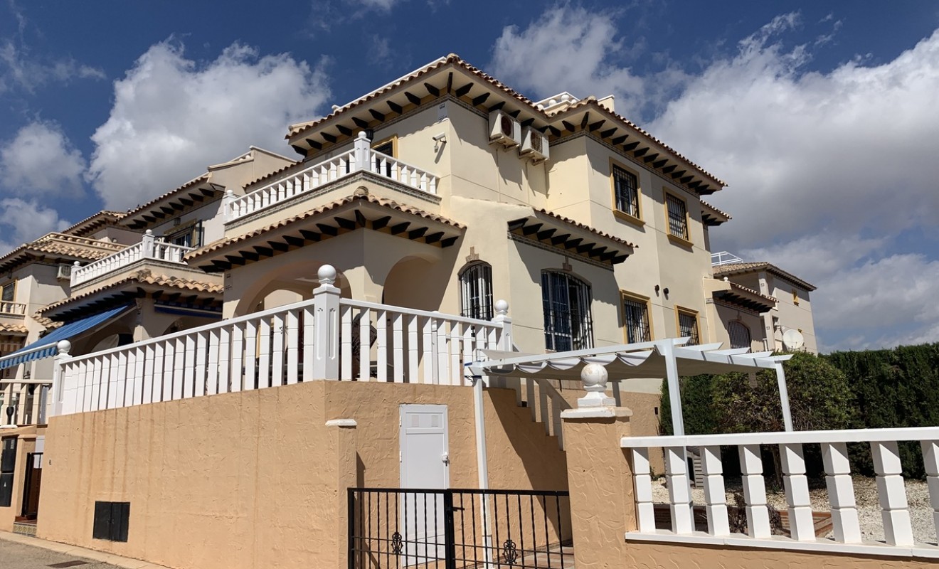 Wederverkoop - Quad Villa - Lomas de Cabo Roig