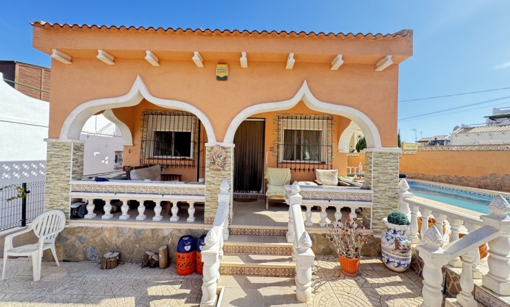 Revente - Villa - San Miguel de Salinas