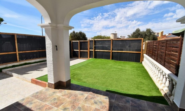 Sale - House - Quad - Orihuela Costa - La Florida