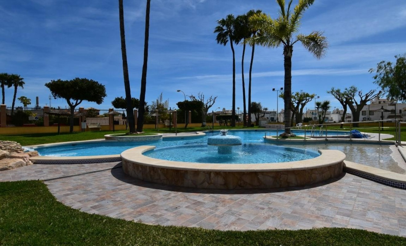 Revente - House - Quad - Orihuela Costa - La Florida