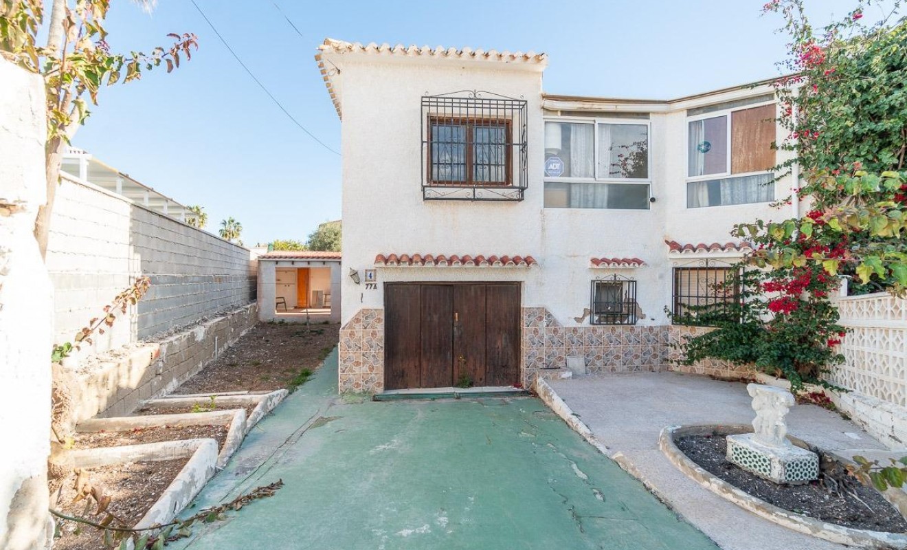 Sale - Semi - Orihuela Costa - Punta Prima