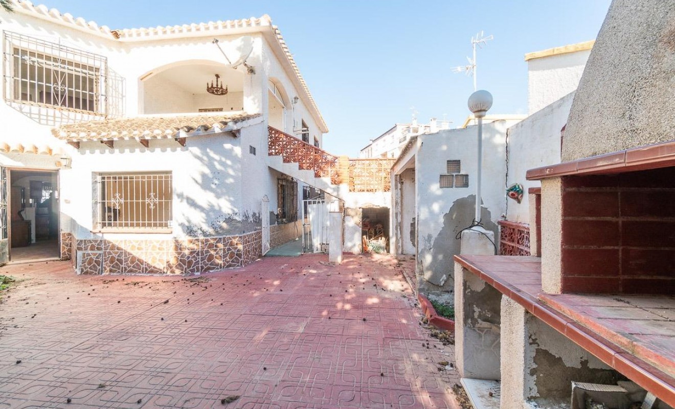 Sale - Semi - Orihuela Costa - Punta Prima