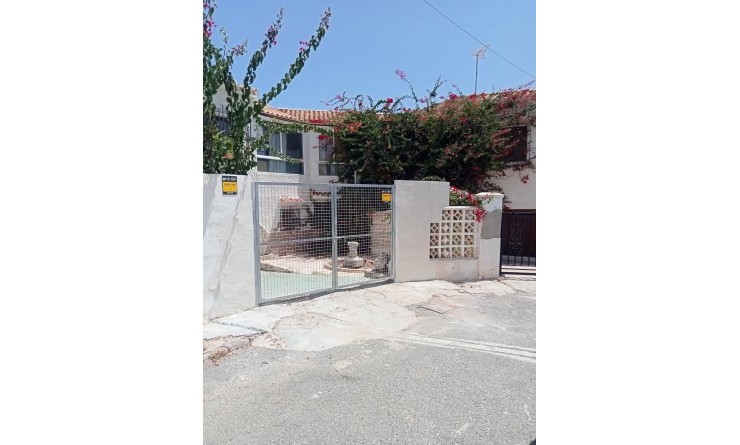 Sale - Semi - Orihuela Costa - Punta Prima