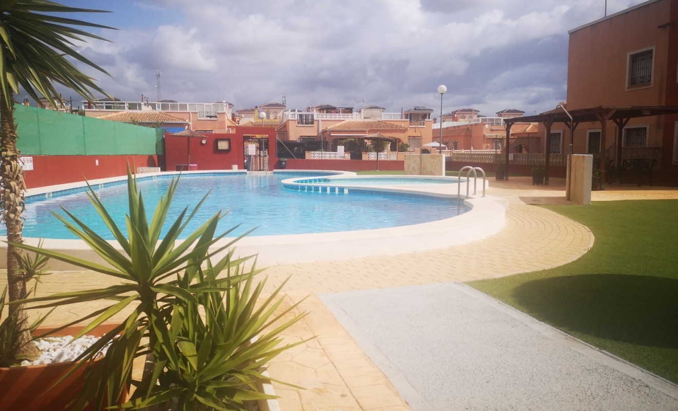 Sale - Apartment - Flat - Los Montesinos - Los Montesinos - Urb. La Herrada