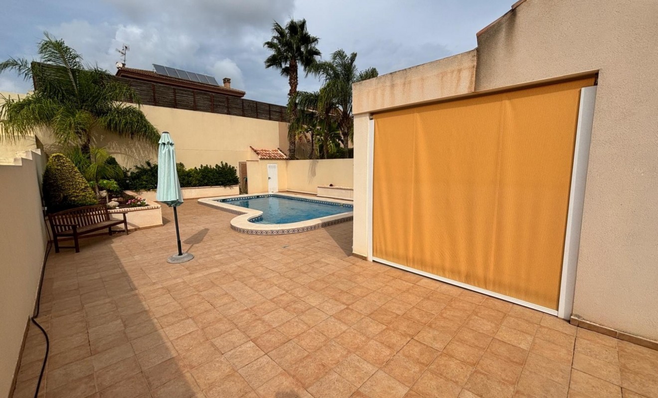 Wederverkoop - Detached House / Villa - Torrevieja Centro - Torrevieja