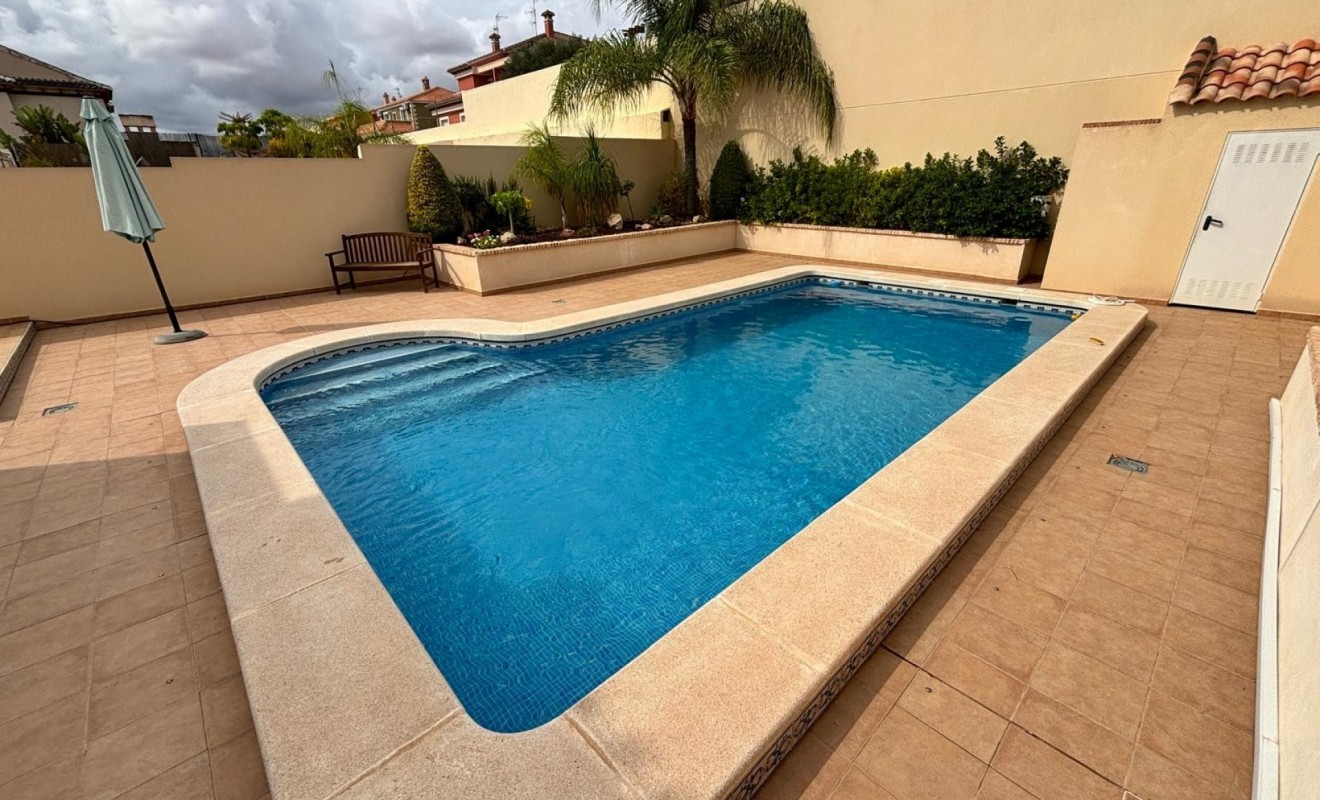 Revente - Detached House / Villa - Torrevieja Centro - Torrevieja