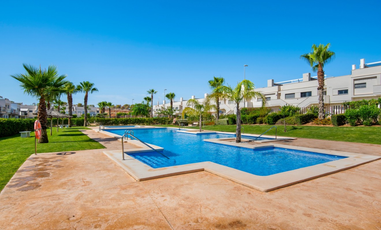 Sale - Bungalow - Orihuela - Vistabella Golf