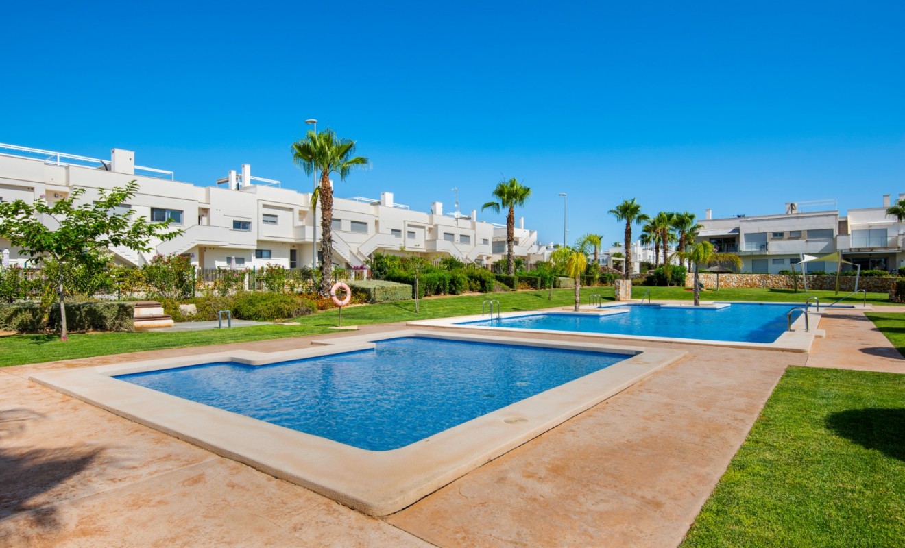 Sale - Bungalow - Orihuela - Vistabella Golf