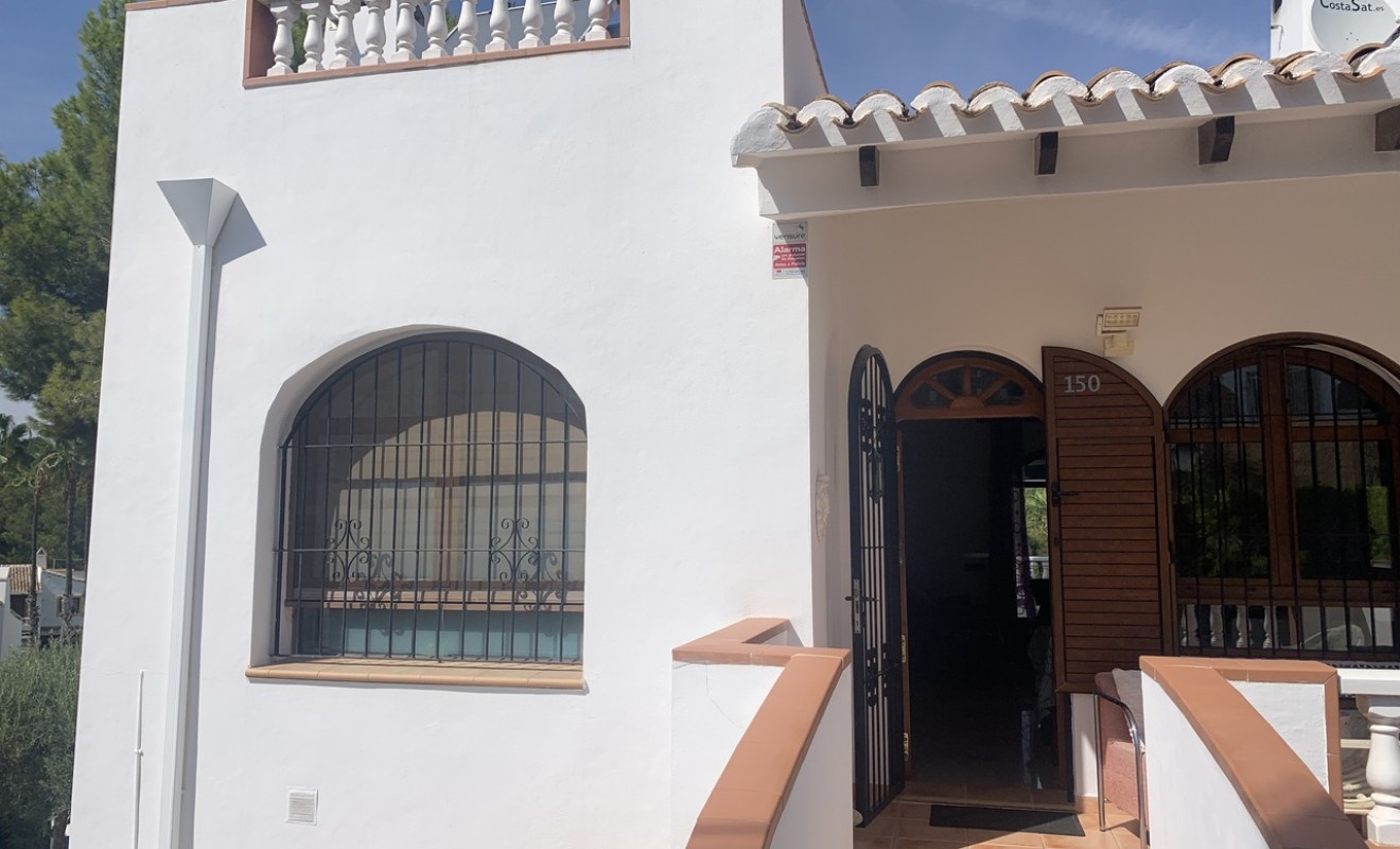 Sale - Villa - Villamartin, Orihuela Costa