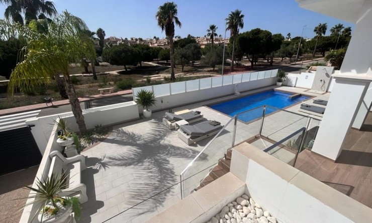 Wederverkoop - Detached House / Villa - Ciudad Quesada