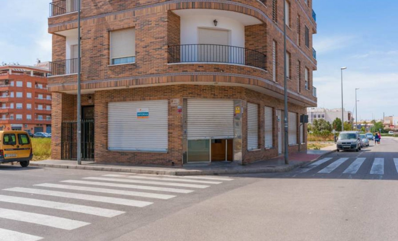 Revente - Commercial Unit - Almoradí - Estación bus