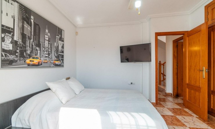 Sale - Villa - Orihuela Costa - Los Dolses