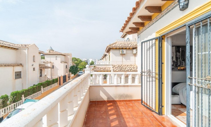 Sale - Villa - Orihuela Costa - Los Dolses