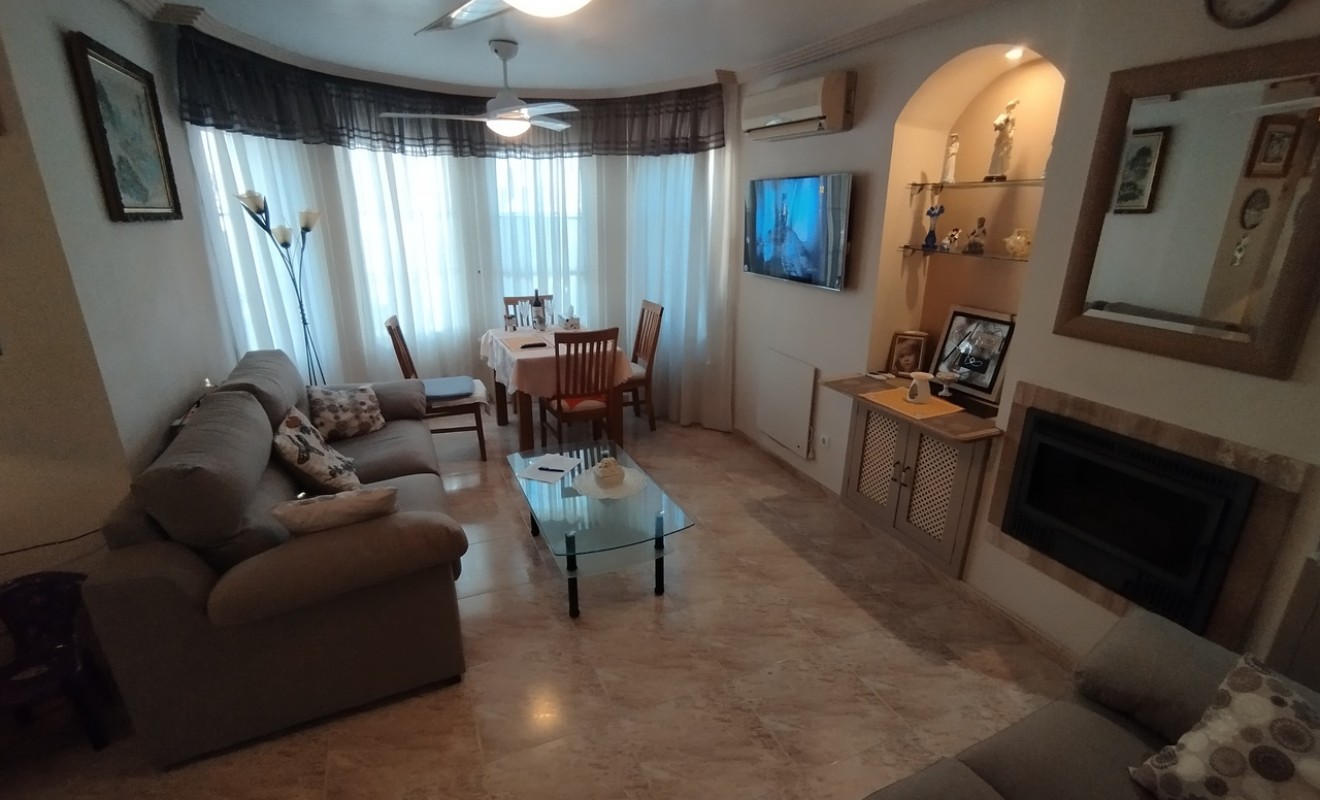 Sale - Villa - Los Altos