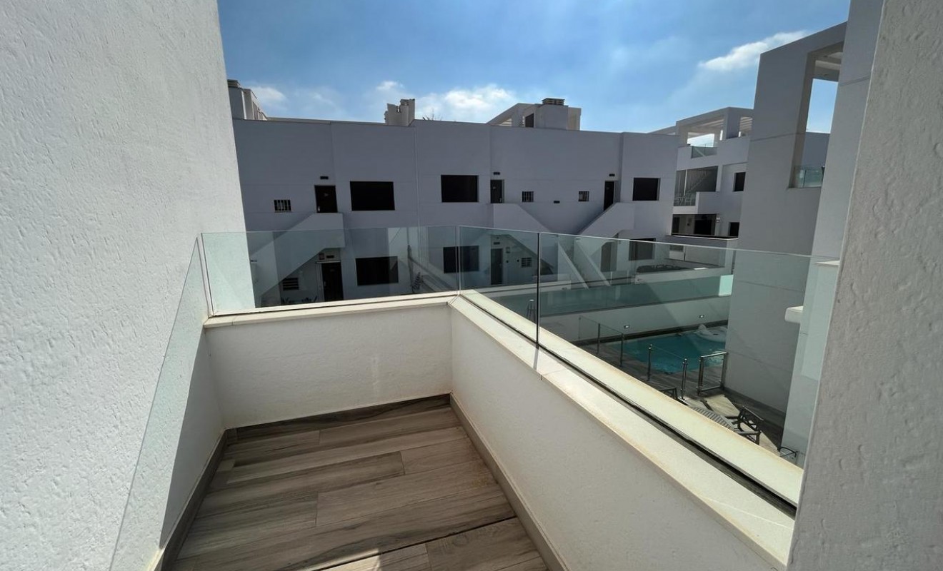 Sale - Villa - Los Balcones