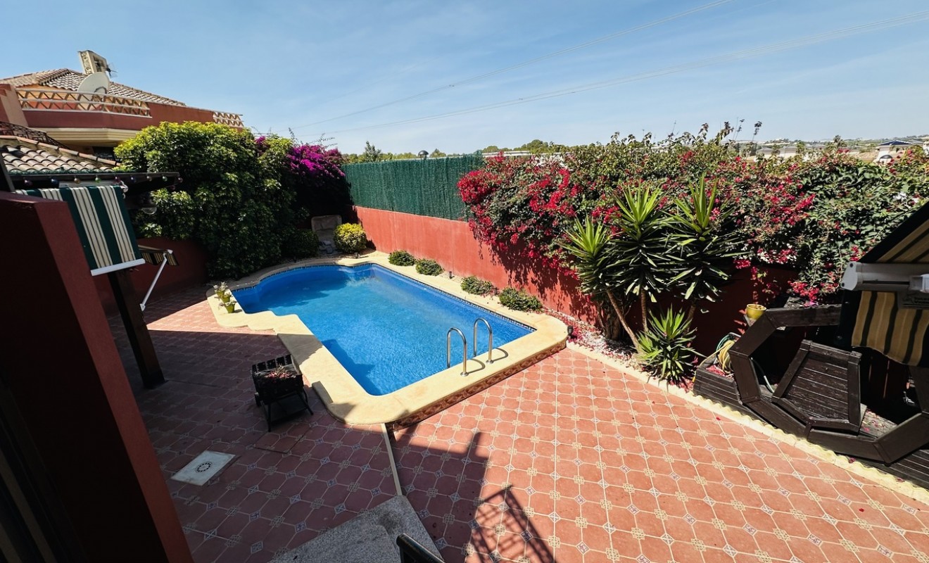 Sale - Villa - Cuidad Quesada