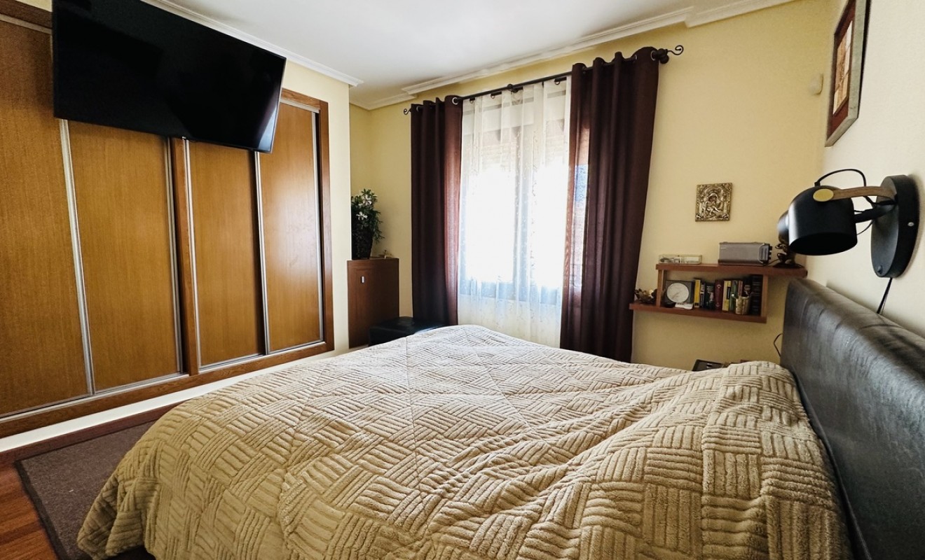 Sale - Villa - Algorfa