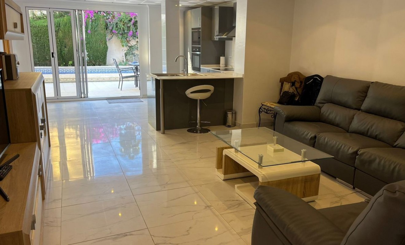 Sale - Villa - La Zenia