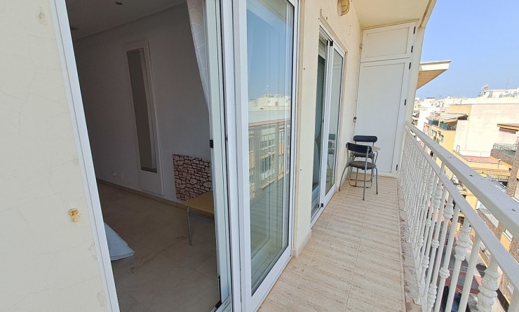 Wederverkoop - Appartement - Torrevieja - torrevieja