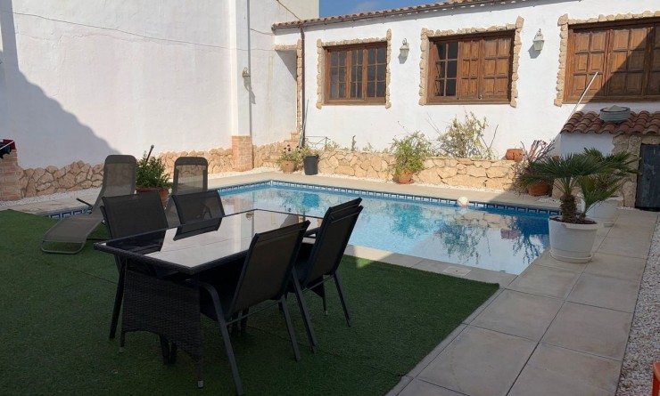 Sale - Townhouse - San Miguel