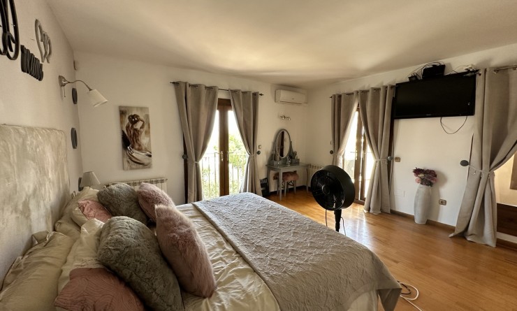 Sale - Villa - Villamartín