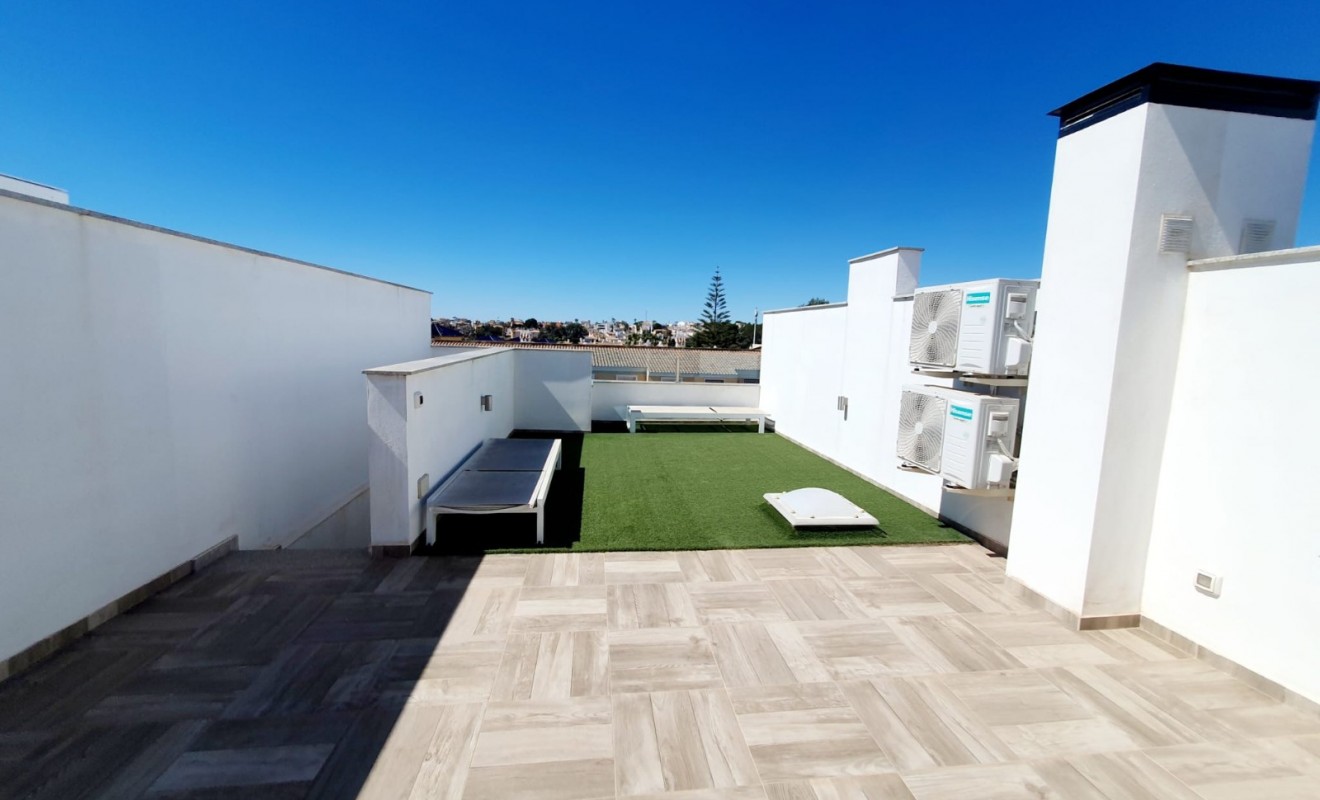 Sale - Townhouse - Orihuela Costa - Villamartín