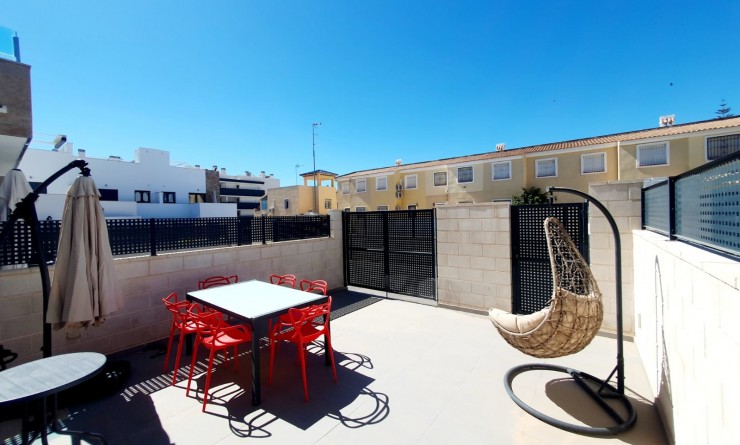 Sale - Townhouse - Orihuela Costa - Villamartín