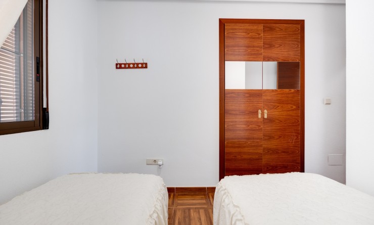 Revente - Bungalow - Torrevieja - Sector 25