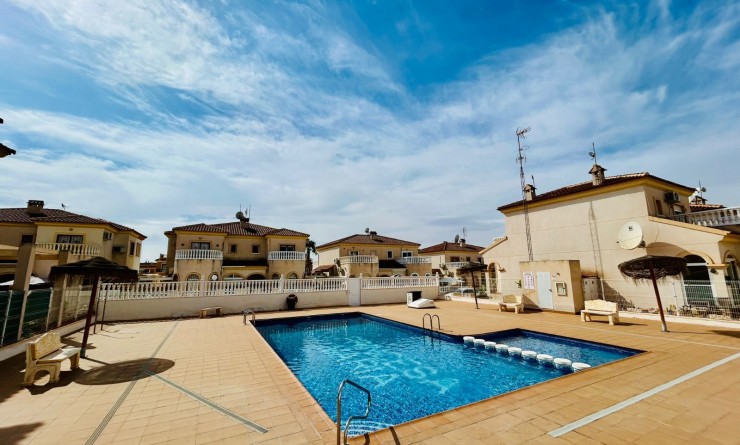 Revente - Single Family Home - Torrevieja - Sector 25