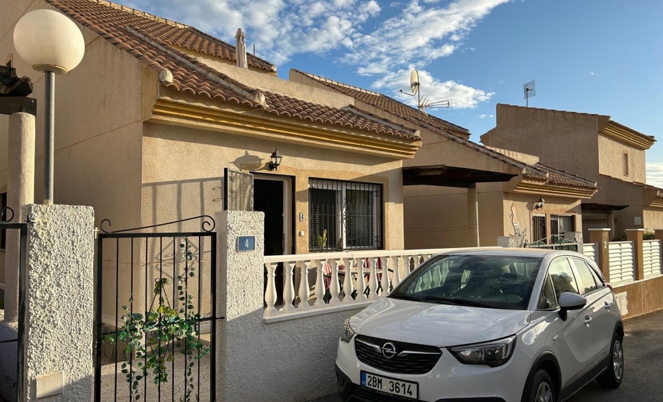 Revente - Detached House / Villa - Ciudad Quesada